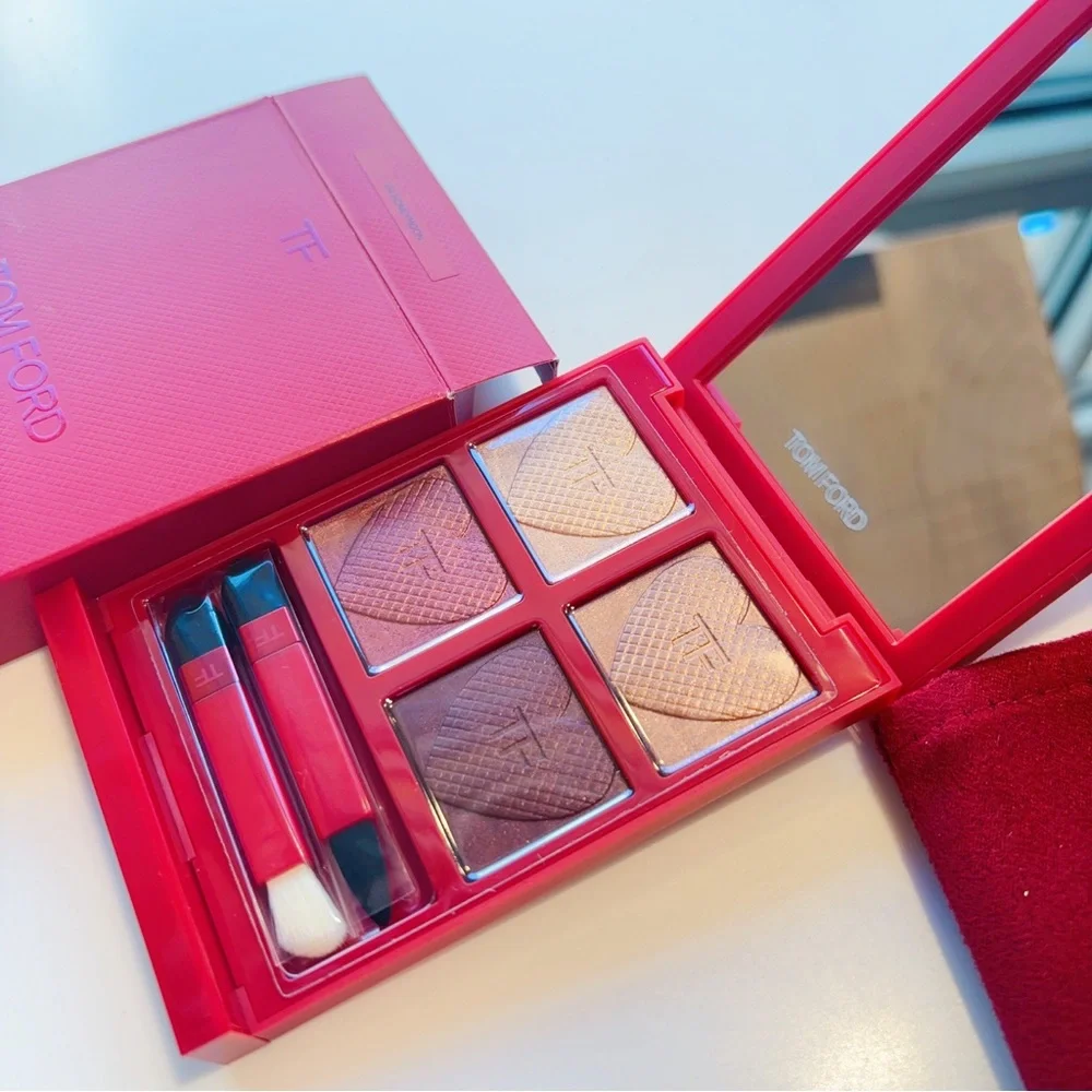 New! TOM FORD Love Collection Eye Color Quad Eyeshadow Palette Honey Moon